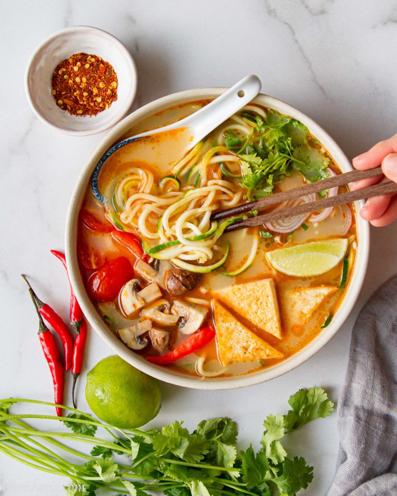 tom-yum-zoodles-soup