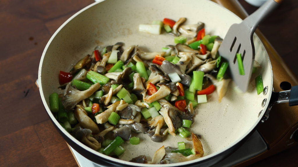 mushrooms-stir-fry-step