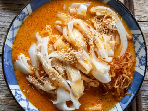How To Make Curry Chee Cheong Fun 咖哩猪肠粉 Woonheng