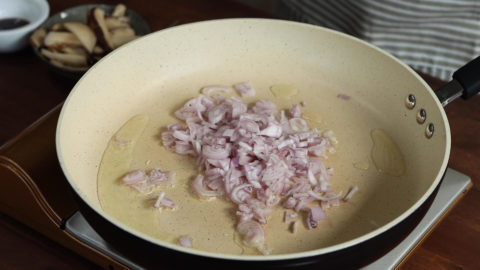 Taro Rice Taro Rice with Chinese Mustard Greens | 芋头芥菜饭 - WoonHeng