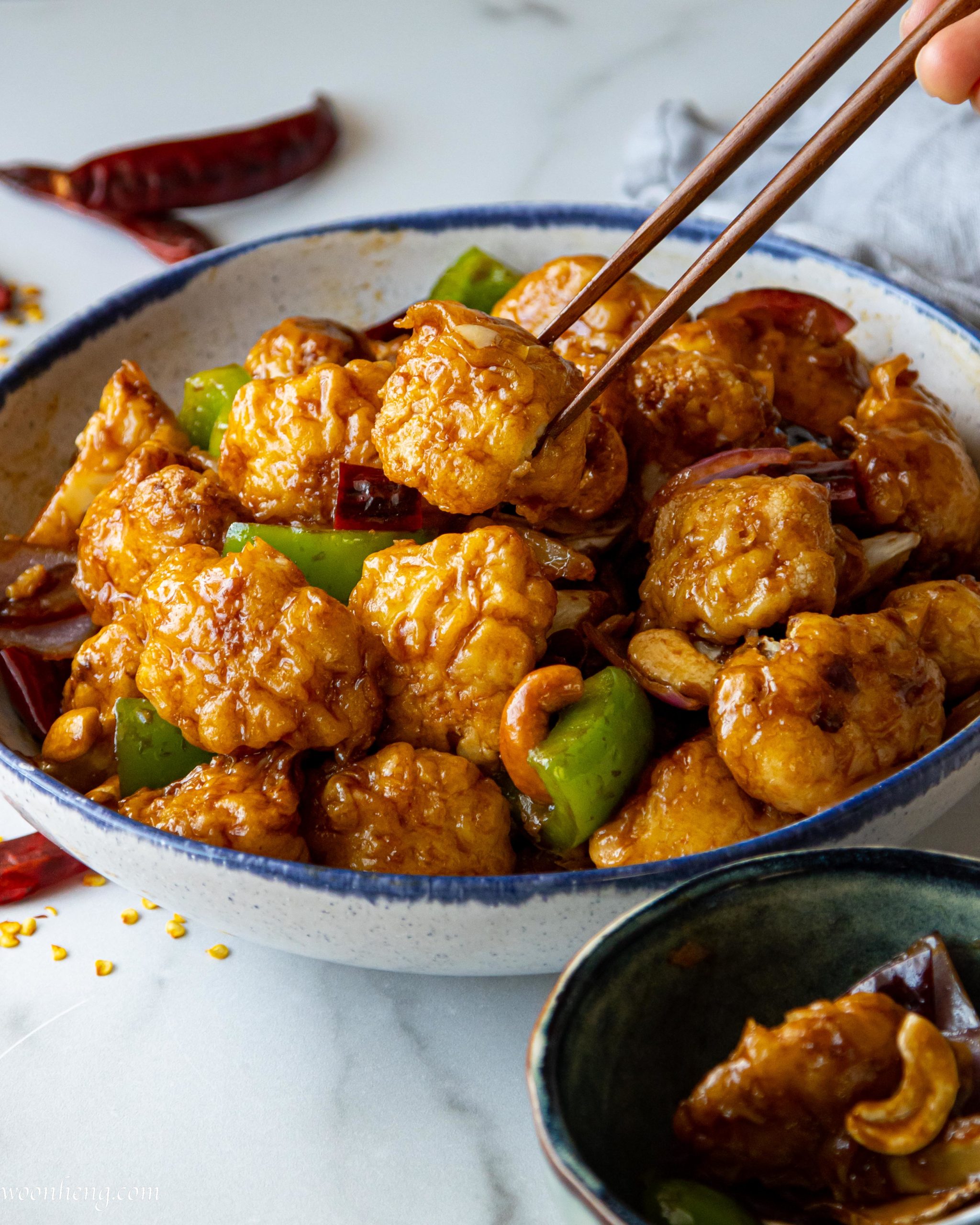 How to Make the BEST Kung Pao Cauliflower - WoonHeng