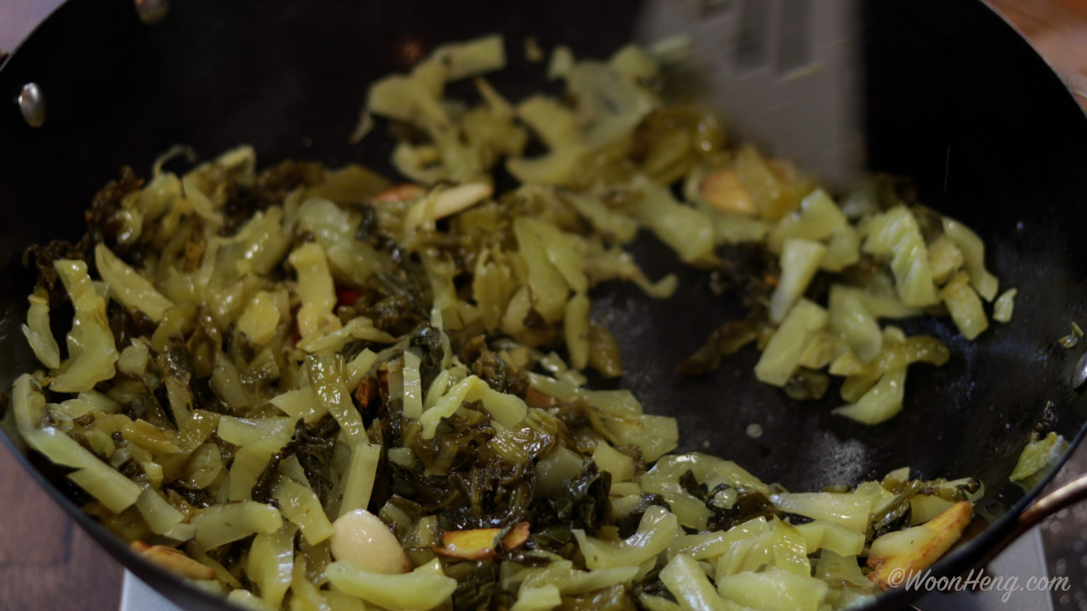 How to Make a Delicious Vegan Gua Bao - WoonHeng