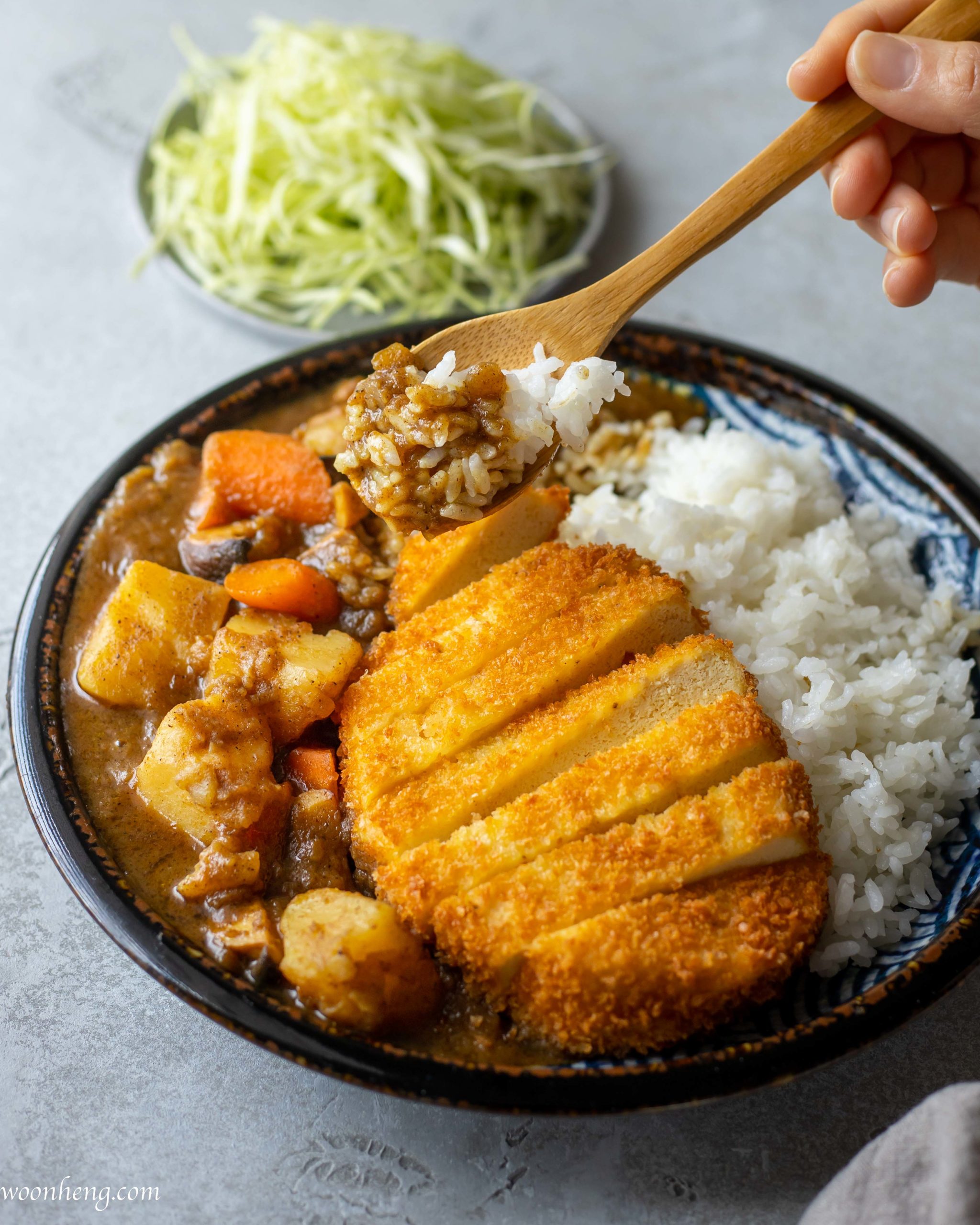 How to Make a delicious Tofu Katsu Curry (Vegan) - WoonHeng