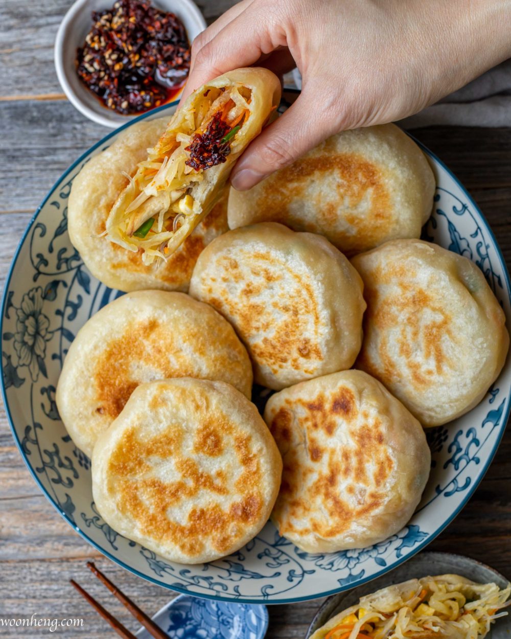 Easy Pan-fried Daikon Radish bun - Luo Bo Si Bing - WoonHeng