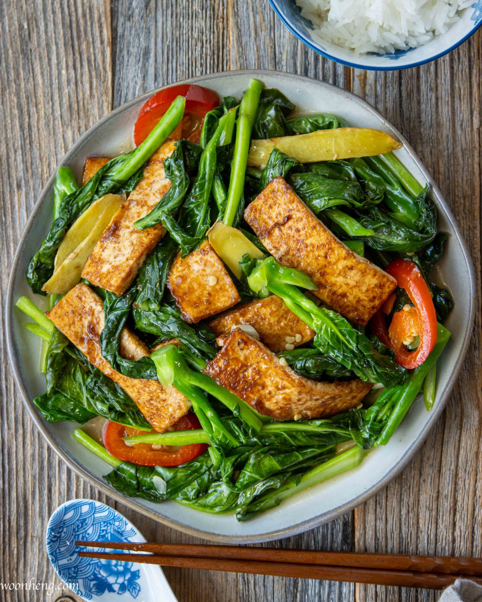 Easy Gai Lan (Chinese broccoli) with Tofu Stir-fry - WoonHeng