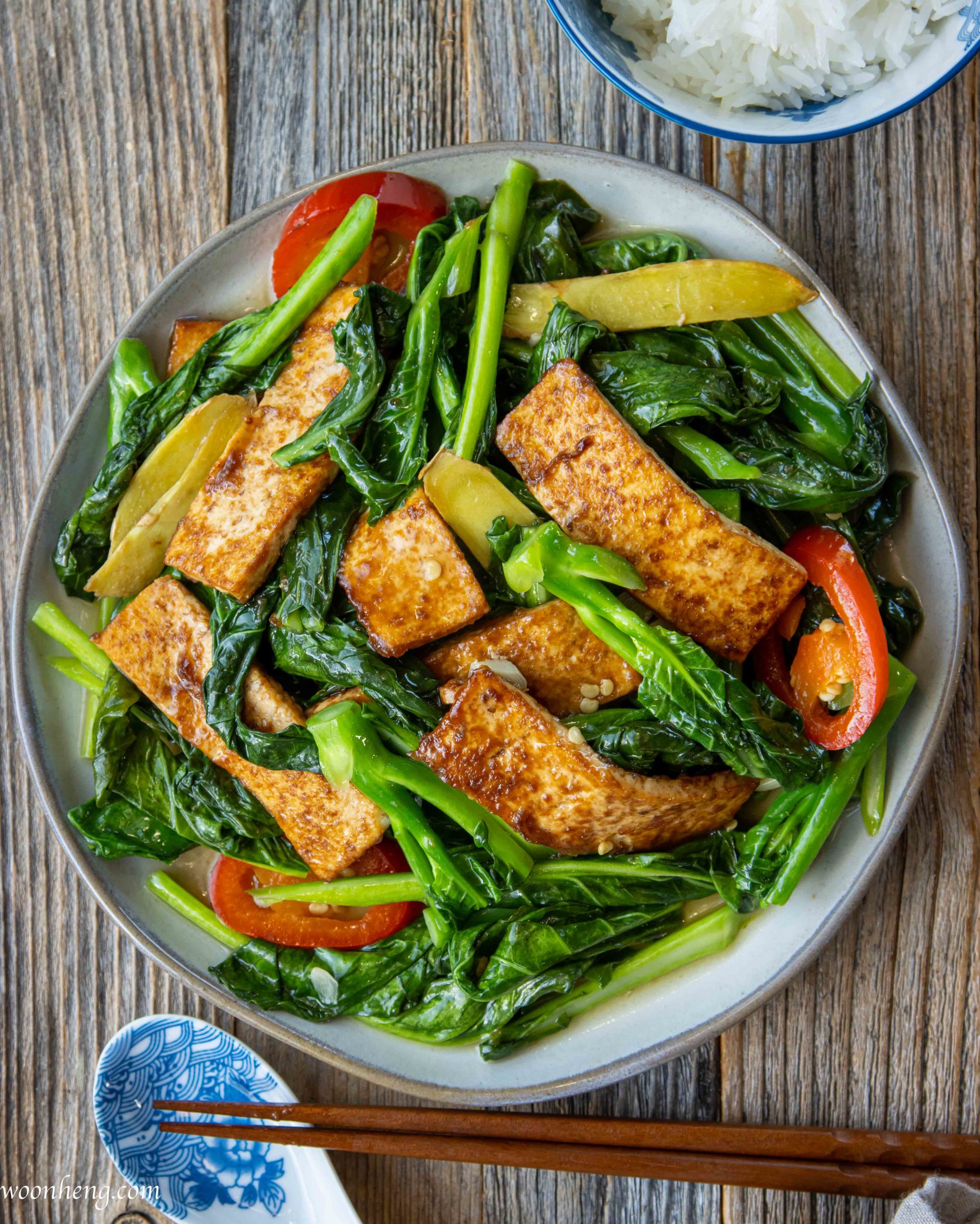 Easy Gai Lan (Chinese broccoli) with Tofu Stir-fry - WoonHeng