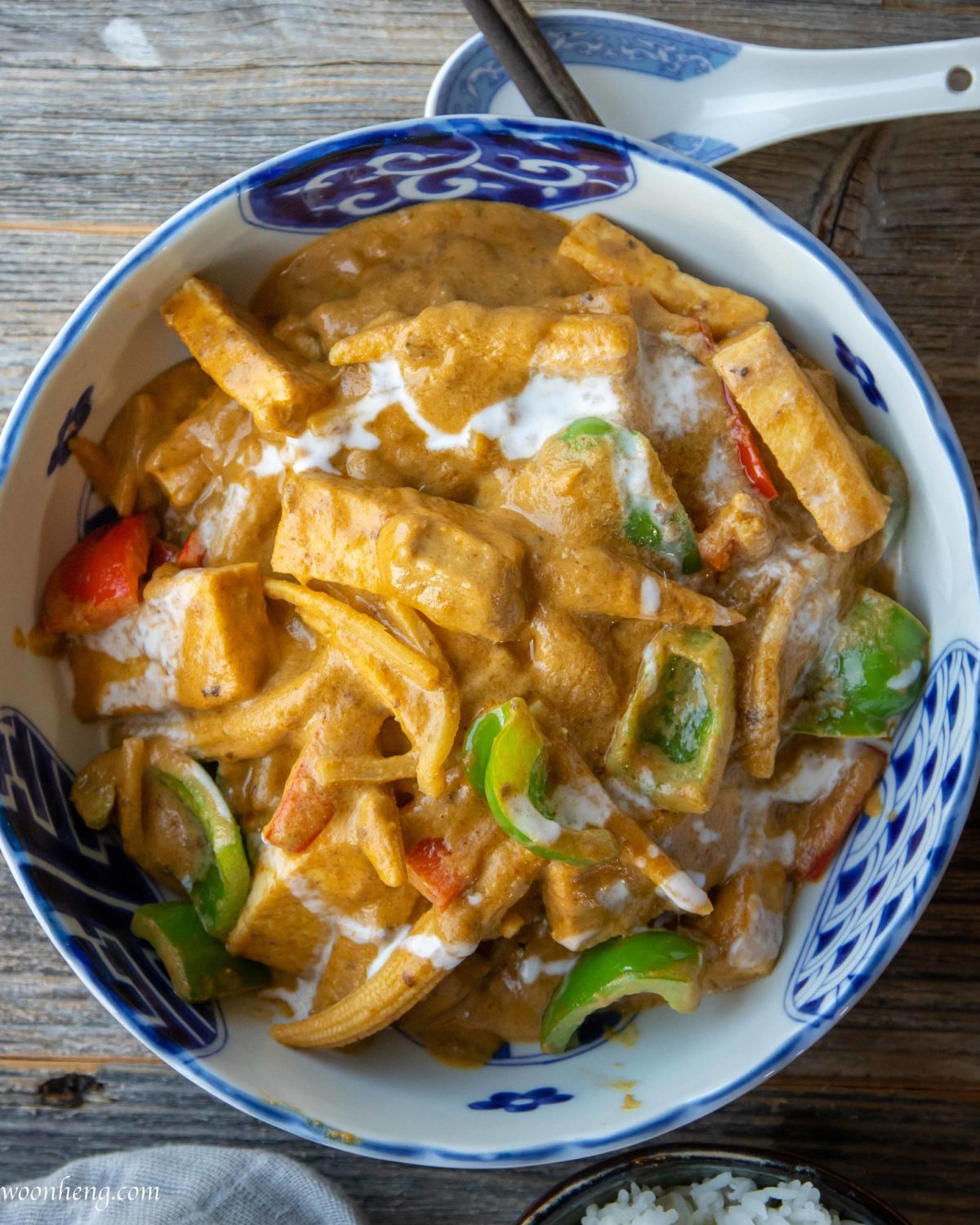 Easy Vegan Panang curry with a homemade paste you need - WoonHeng