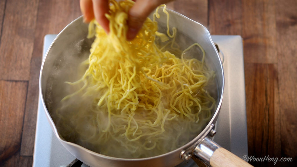black-garlic-chili-oil-noodles